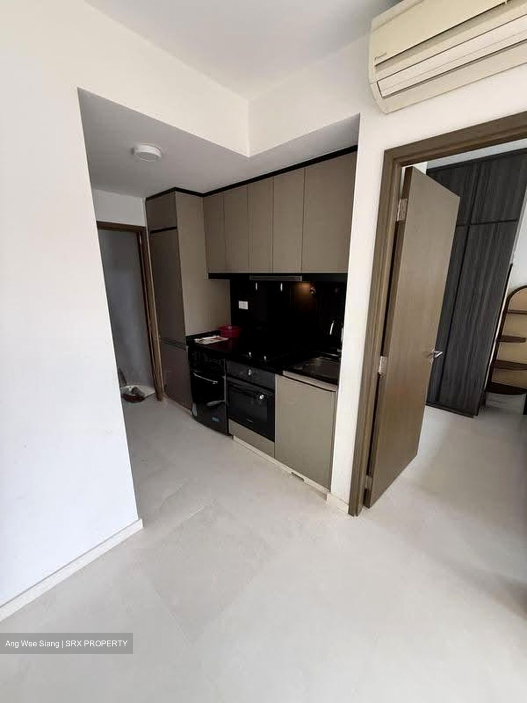 Liv On Wilkie (D9), Apartment #610606491